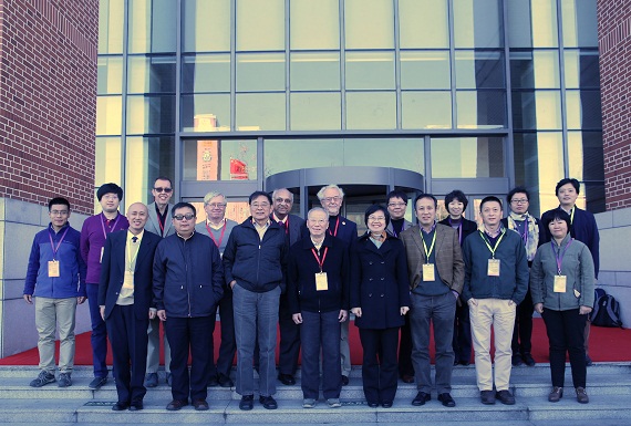 135953 846833.2T2A0582